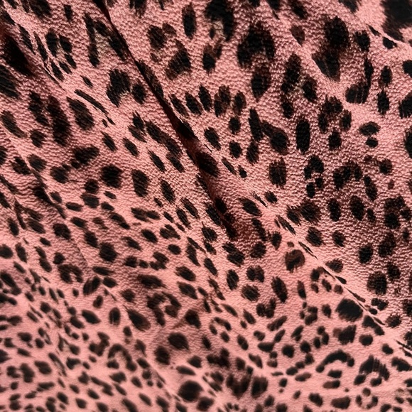 Miami Leopard Print Pink Wrap Top - Picture 5 of 8